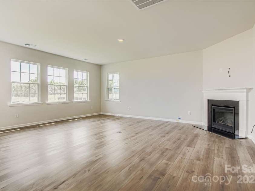 2843 Morning Song Way, Lancaster, SC 29720.  MLS# CAR4281668, YatesRealty ID 30575. Living Room