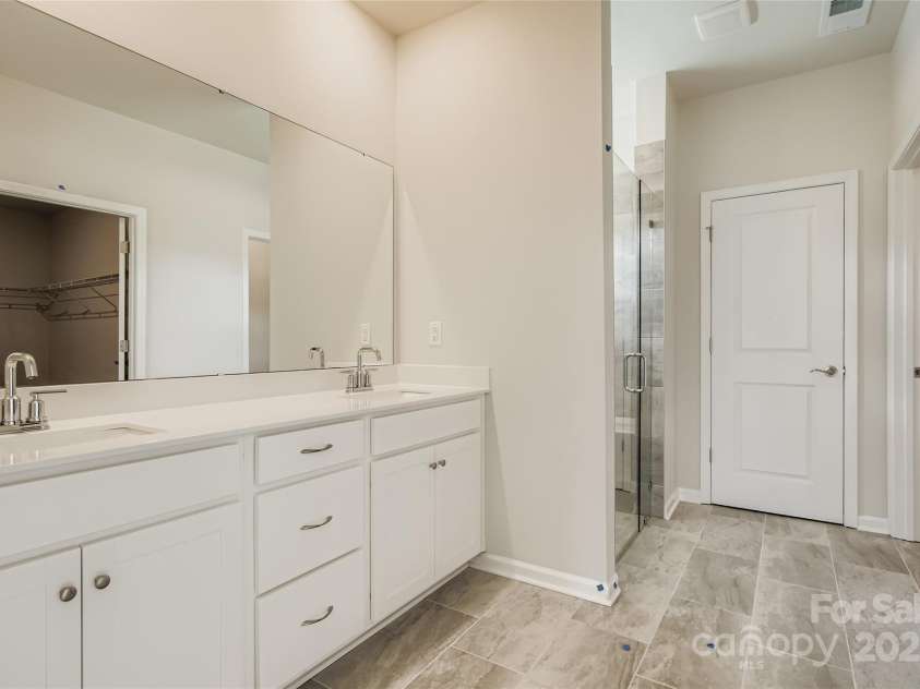 2843 Morning Song Way, Lancaster, SC 29720.  MLS# CAR4281668, YatesRealty ID 30575. Owner's Bath