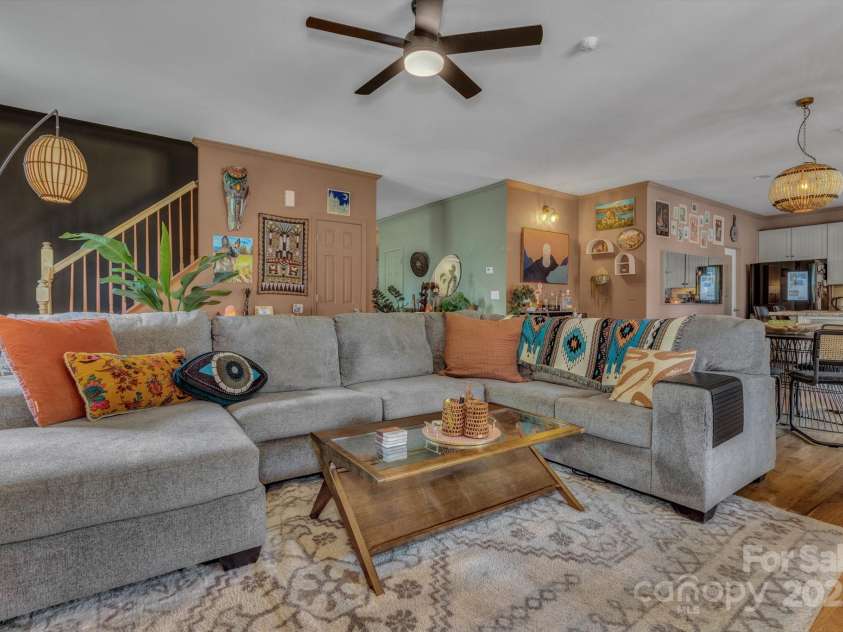 18 Glen Coe Drive, Fletcher, NC 28732.  MLS# CAR4281514, YatesRealty ID 30576. 