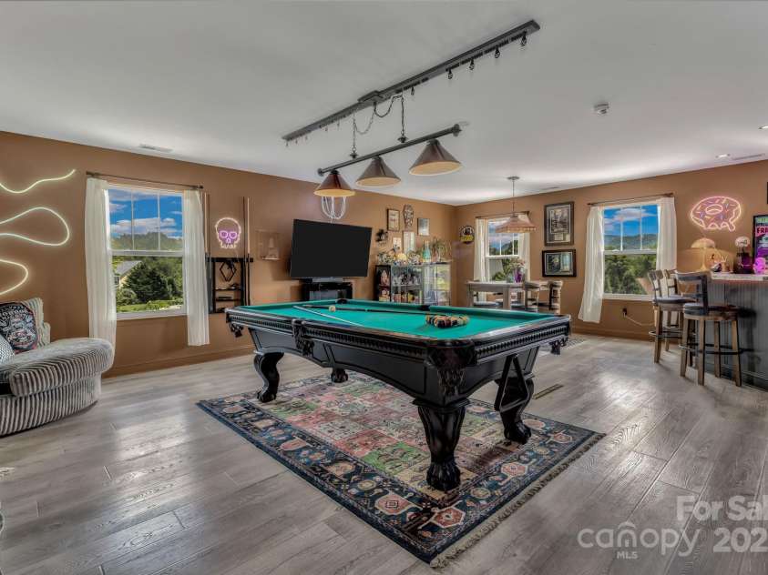 18 Glen Coe Drive, Fletcher, NC 28732.  MLS# CAR4281514, YatesRealty ID 30576. 