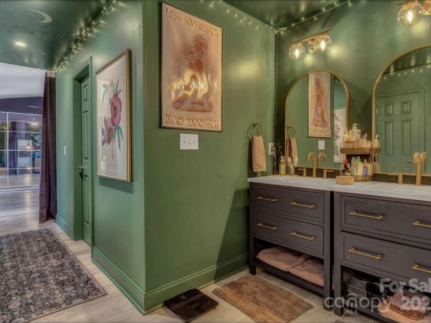 18 Glen Coe Drive, Fletcher, NC 28732.  MLS# CAR4281514, YatesRealty ID 30576. 