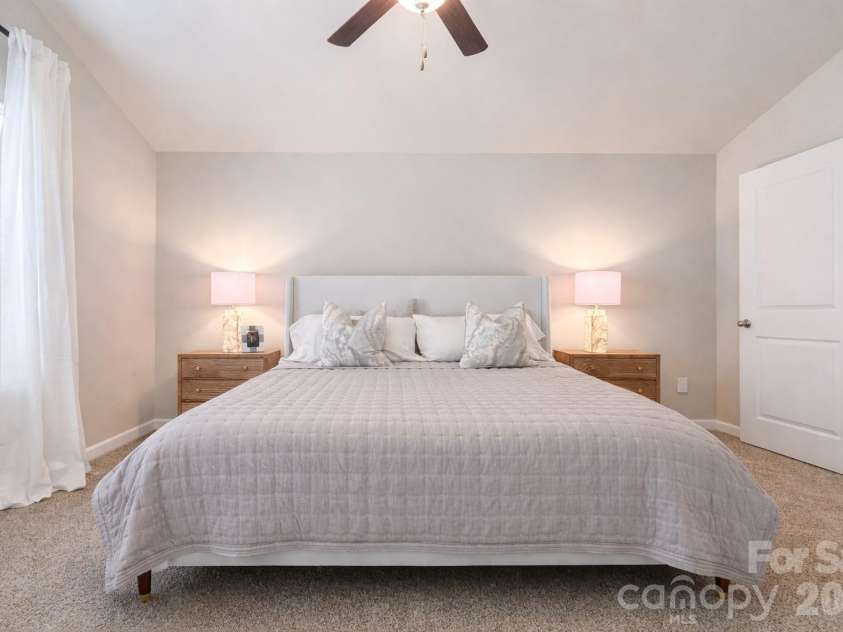 210 Roxanna Court, Shelby, NC 28152.  MLS# CAR4413414, YatesRealty ID 30576. 