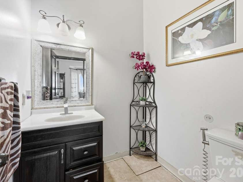 1803 Wilton Gate Drive, Charlotte, NC 28262.  MLS# CAR4393756, YatesRealty ID 30577. 