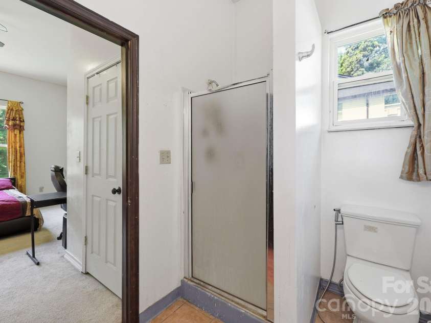1803 Wilton Gate Drive, Charlotte, NC 28262.  MLS# CAR4393756, YatesRealty ID 30577. 