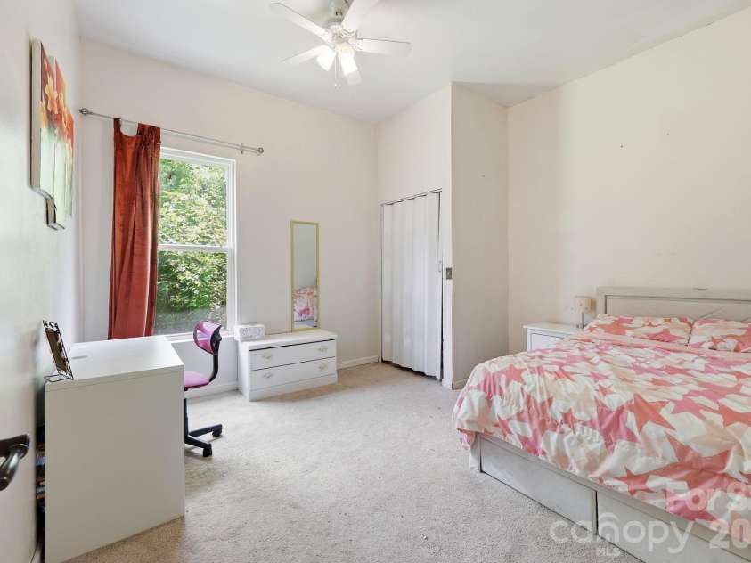 1803 Wilton Gate Drive, Charlotte, NC 28262.  MLS# CAR4393756, YatesRealty ID 30577. 