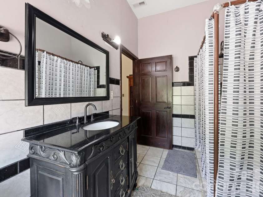 1803 Wilton Gate Drive, Charlotte, NC 28262.  MLS# CAR4393756, YatesRealty ID 30577. 