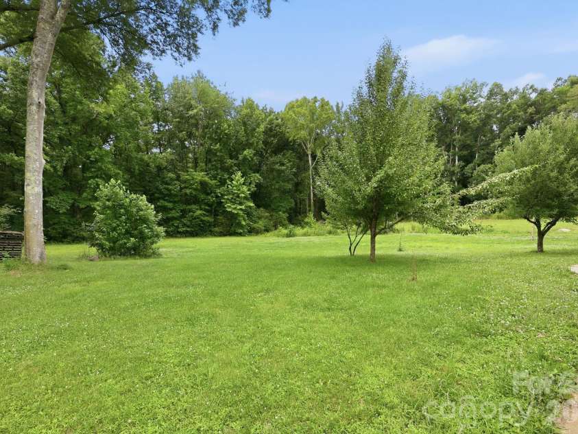 1803 Wilton Gate Drive, Charlotte, NC 28262.  MLS# CAR4393756, YatesRealty ID 30577. 