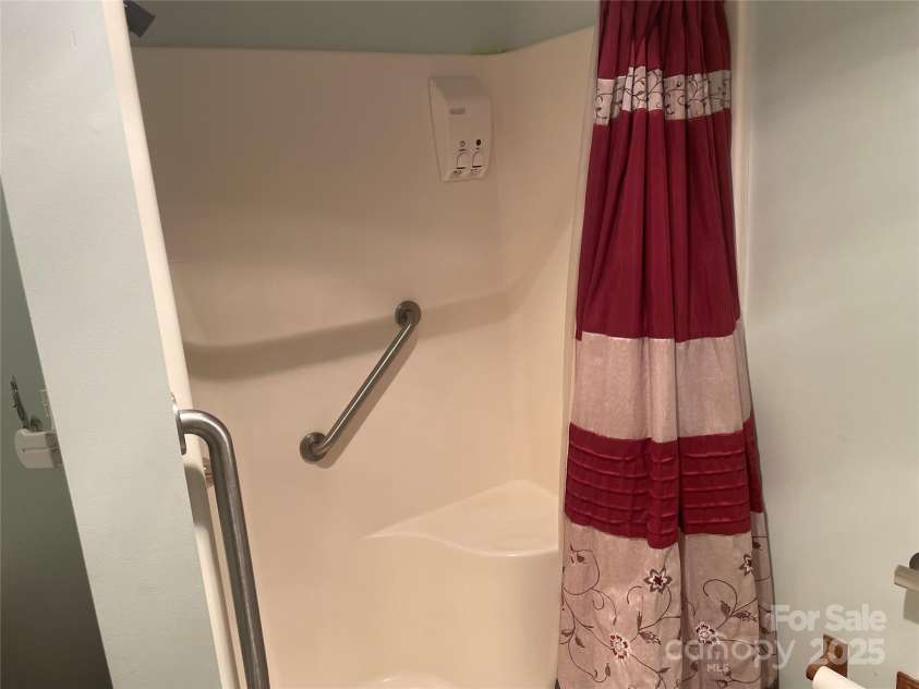 281 Schoolside Drive, Rock Hill, SC 29730.  MLS# CAR4288463, YatesRealty ID 30577. 