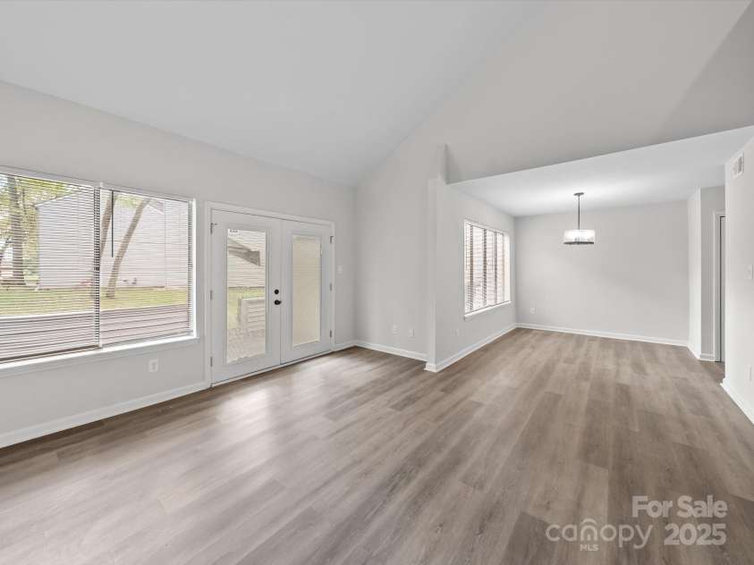 11222 Carmel Chace Drive, Charlotte, NC 28226.  MLS# CAR4277252, YatesRealty ID 30578. 