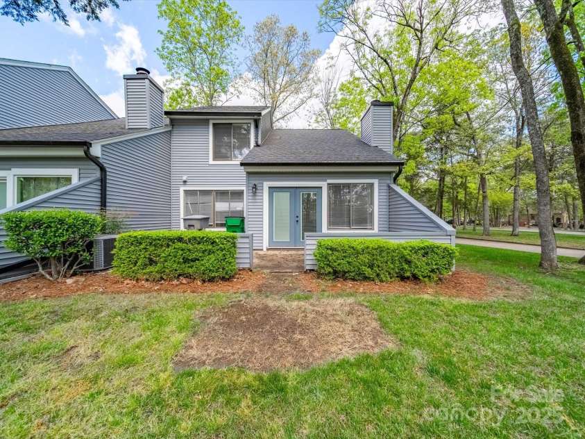 11222 Carmel Chace Drive, Charlotte, NC 28226.  MLS# CAR4277252, YatesRealty ID 30578. 