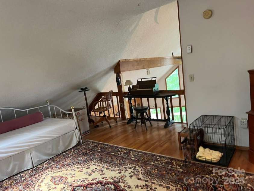 160 Windswept Ridge Road, Franklin, NC 28734.  MLS# CAR4289286, YatesRealty ID 30579. 