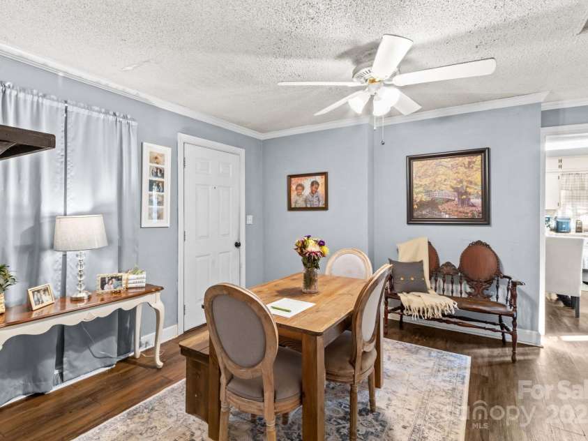 131 Loop Street, Mocksville, NC 27028.  MLS# CAR4325001, YatesRealty ID 3058. 