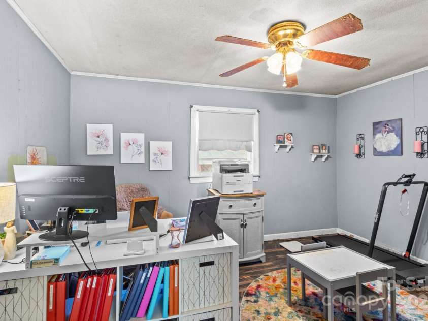 131 Loop Street, Mocksville, NC 27028.  MLS# CAR4325001, YatesRealty ID 3058. 