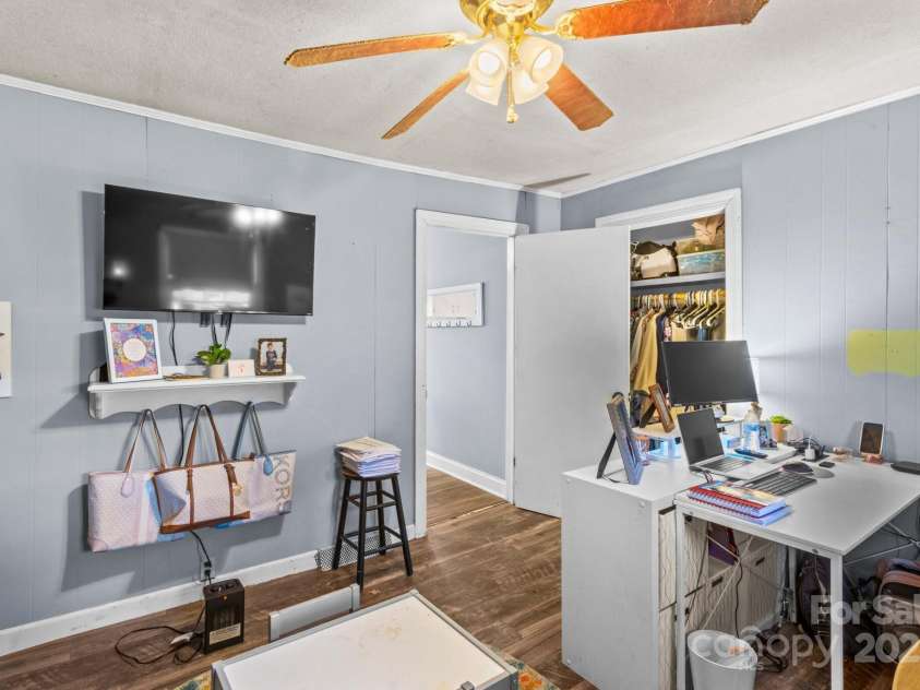 131 Loop Street, Mocksville, NC 27028.  MLS# CAR4325001, YatesRealty ID 3058. 