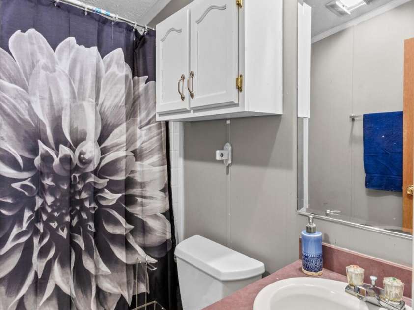 131 Loop Street, Mocksville, NC 27028.  MLS# CAR4325001, YatesRealty ID 3058. 