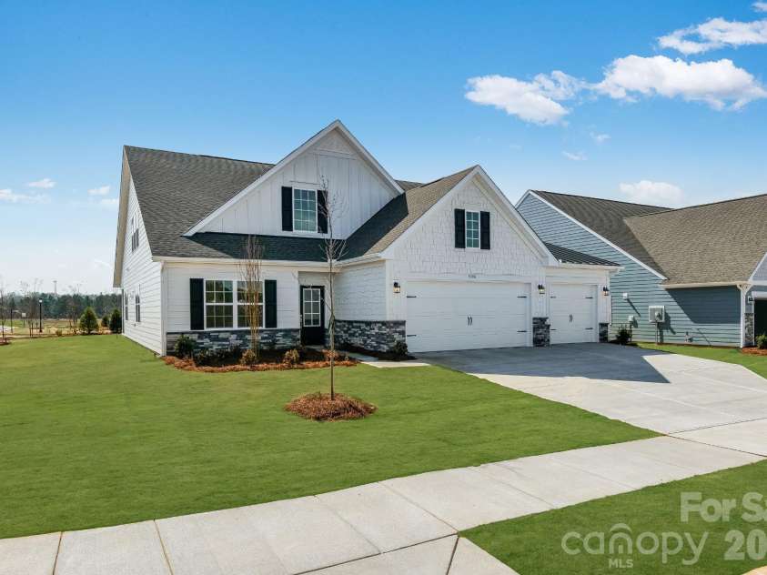 5390 Redbud Road, Lancaster, SC 29720.  MLS# CAR4393793, YatesRealty ID 30580. 