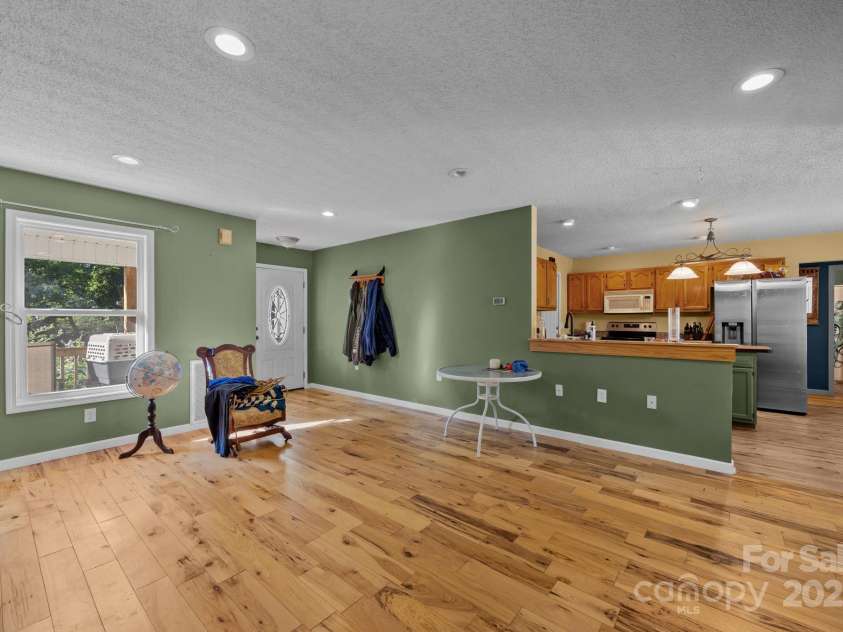 55 Pine Bluff Road, Black Mountain, NC 28792.  MLS# CAR4289403, YatesRealty ID 30583. 