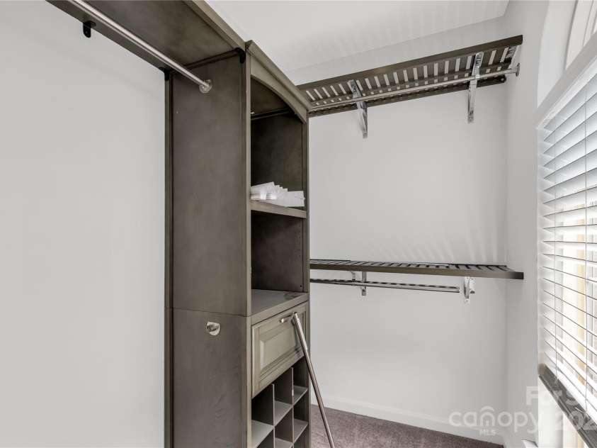 624 Bayou Circle, Clover, SC 29710.  MLS# CAR4289372, YatesRealty ID 30584. 