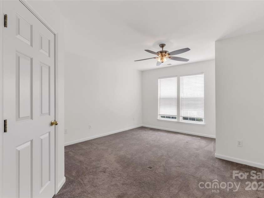 624 Bayou Circle, Clover, SC 29710.  MLS# CAR4289372, YatesRealty ID 30584. 