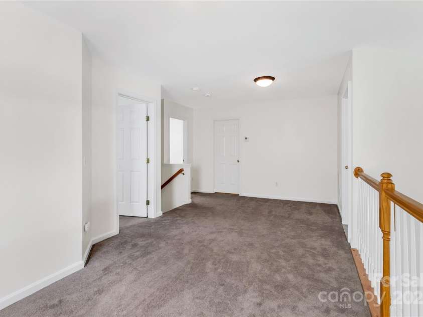 624 Bayou Circle, Clover, SC 29710.  MLS# CAR4289372, YatesRealty ID 30584. 