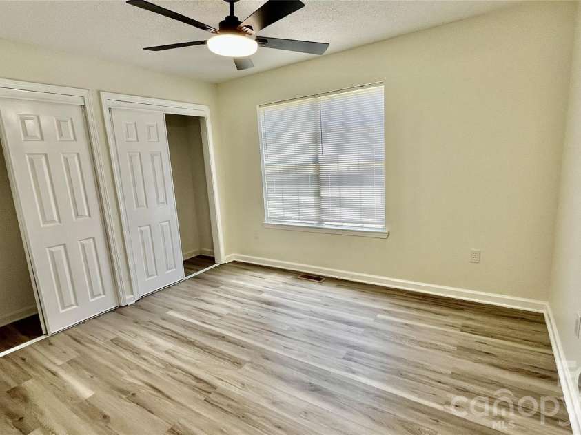 908 Green Street, Salisbury, NC 28144.  MLS# CAR4393782, YatesRealty ID 30584. 