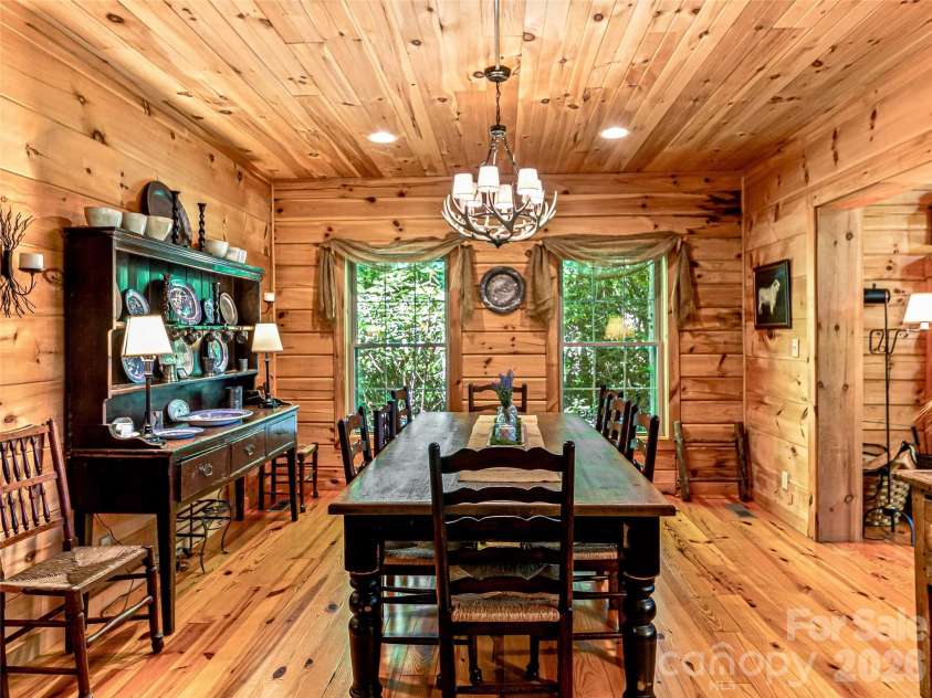250 Fairway Drive, Lake Toxaway, NC 28747.  MLS# CAR4393346, YatesRealty ID 30586. 