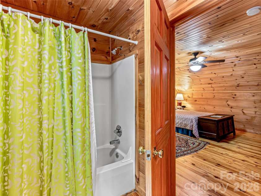 250 Fairway Drive, Lake Toxaway, NC 28747.  MLS# CAR4393346, YatesRealty ID 30586. 