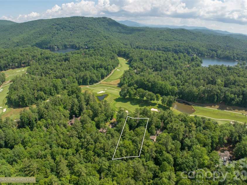 250 Fairway Drive, Lake Toxaway, NC 28747.  MLS# CAR4393346, YatesRealty ID 30586. 