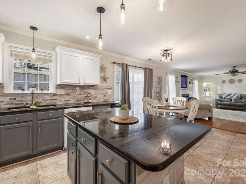 224 Royalton Road, Mooresville, NC 28115.  MLS# CAR4286656, YatesRealty ID 30587. 