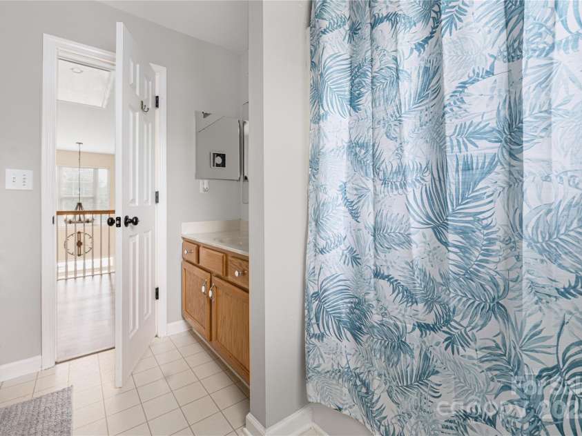 224 Royalton Road, Mooresville, NC 28115.  MLS# CAR4286656, YatesRealty ID 30587. 