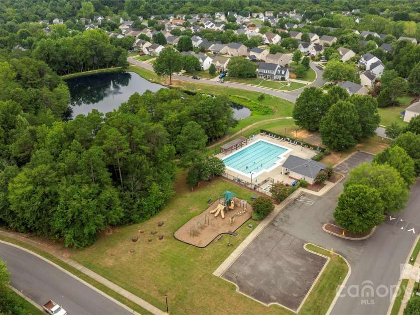 224 Royalton Road, Mooresville, NC 28115.  MLS# CAR4286656, YatesRealty ID 30587. 