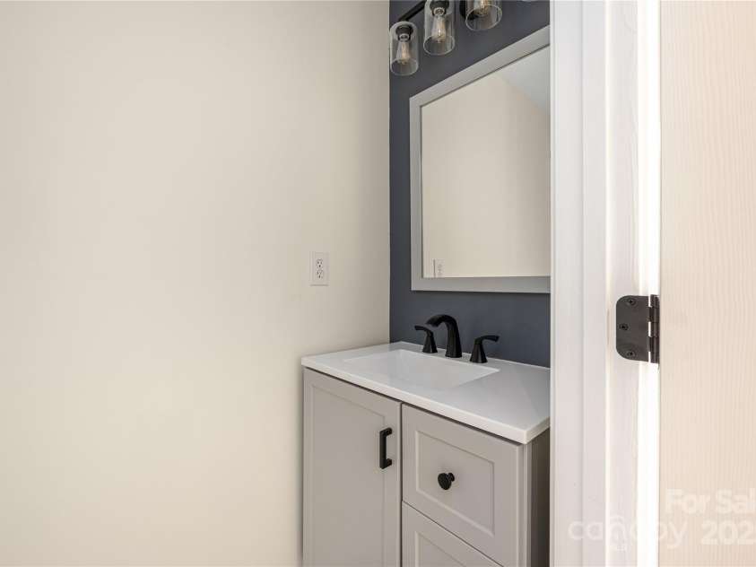 224 Royalton Road, Mooresville, NC 28115.  MLS# CAR4286656, YatesRealty ID 30587. Powder room
