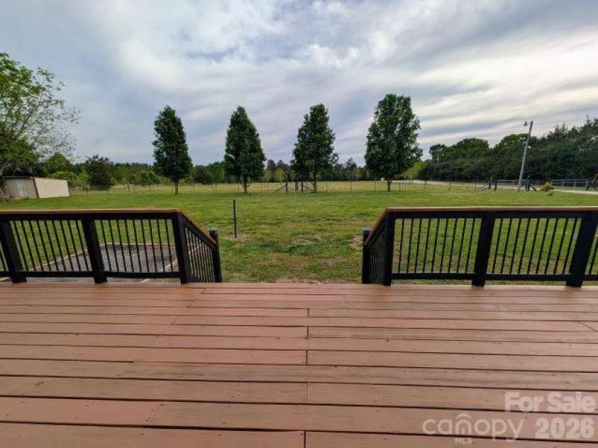577 Redwood Road, Rock Hill, SC 29730.  MLS# CAR4393106, YatesRealty ID 30587. 