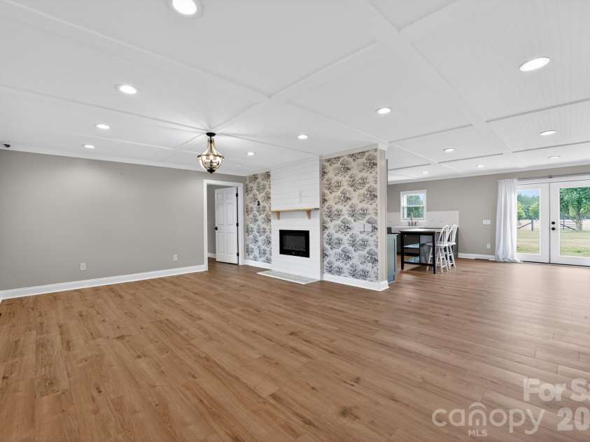 577 Redwood Road, Rock Hill, SC 29730.  MLS# CAR4393106, YatesRealty ID 30587. 