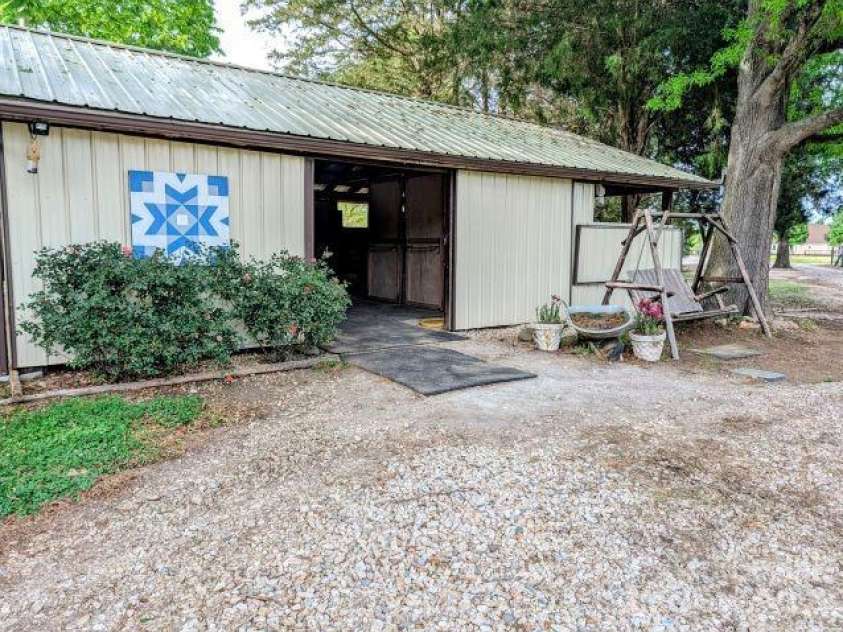 577 Redwood Road, Rock Hill, SC 29730.  MLS# CAR4393106, YatesRealty ID 30587. 