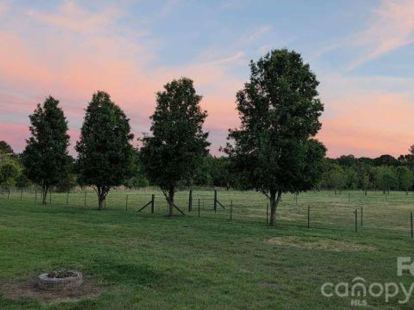 577 Redwood Road, Rock Hill, SC 29730.  MLS# CAR4393106, YatesRealty ID 30587. 