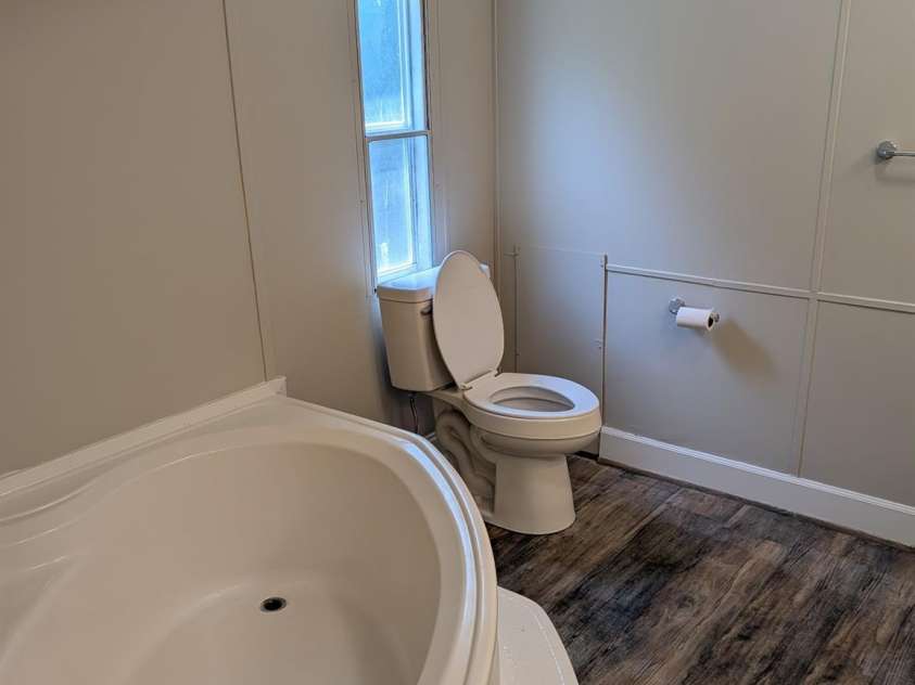 66 Royal Hill, Winnsboro, SC 29180.  MLS# CAR4393900, YatesRealty ID 30588. 