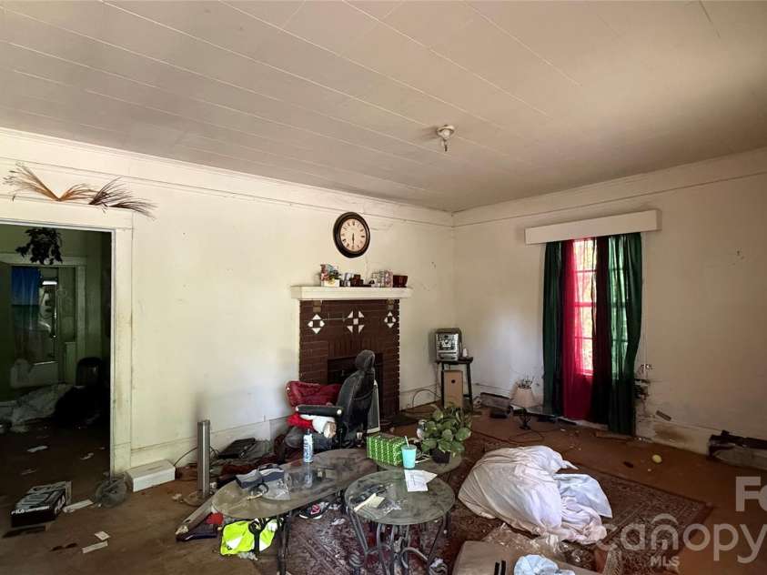 416 Martin Street, Shelby, NC 28150.  MLS# CAR4393918, YatesRealty ID 30589. 