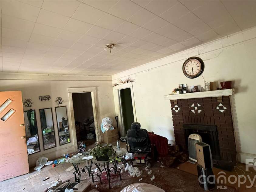 416 Martin Street, Shelby, NC 28150.  MLS# CAR4393918, YatesRealty ID 30589. 
