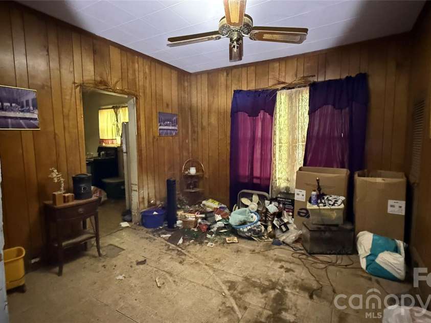 416 Martin Street, Shelby, NC 28150.  MLS# CAR4393918, YatesRealty ID 30589. 