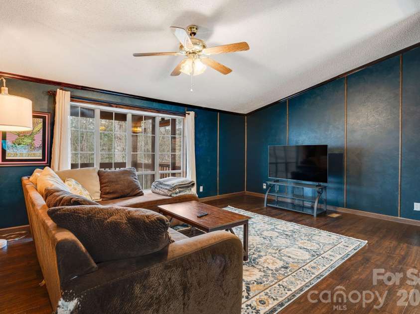 106 Avian Court, Brevard, NC 28712.  MLS# CAR4341571, YatesRealty ID 3059. 