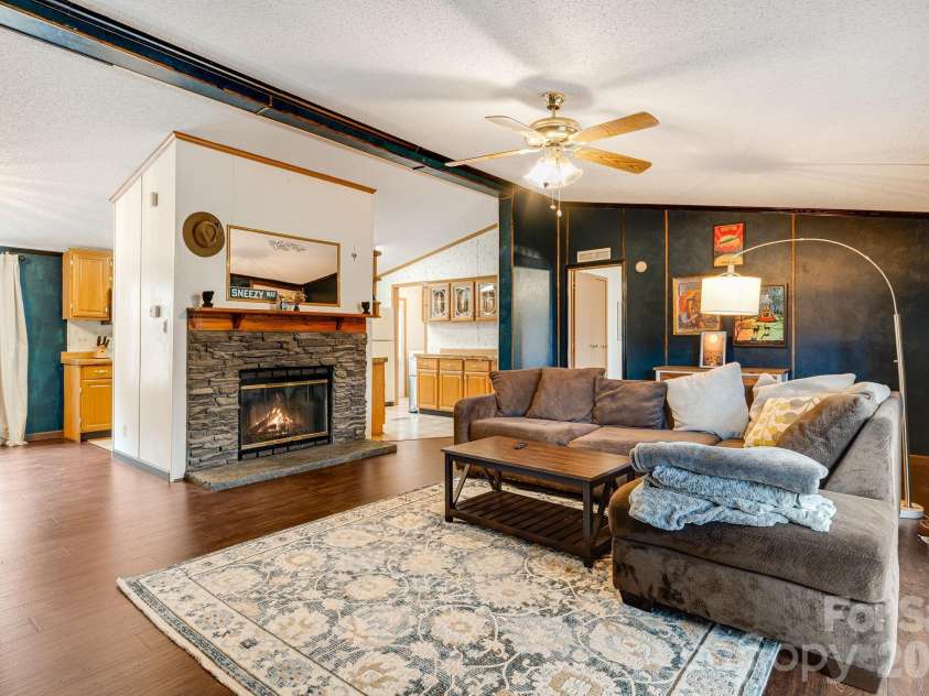 106 Avian Court, Brevard, NC 28712.  MLS# CAR4341571, YatesRealty ID 3059. 