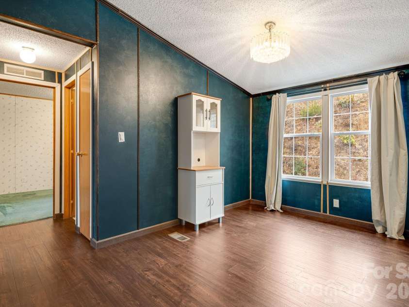 106 Avian Court, Brevard, NC 28712.  MLS# CAR4341571, YatesRealty ID 3059. 