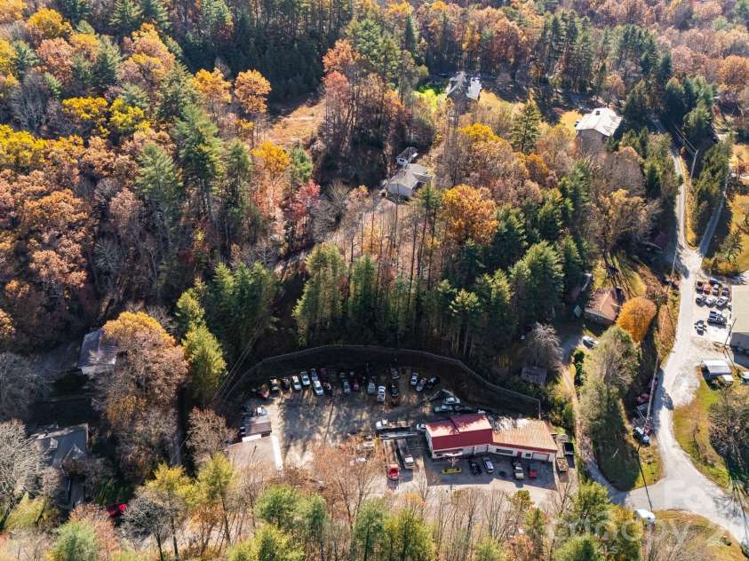 106 Avian Court, Brevard, NC 28712.  MLS# CAR4341571, YatesRealty ID 3059. 