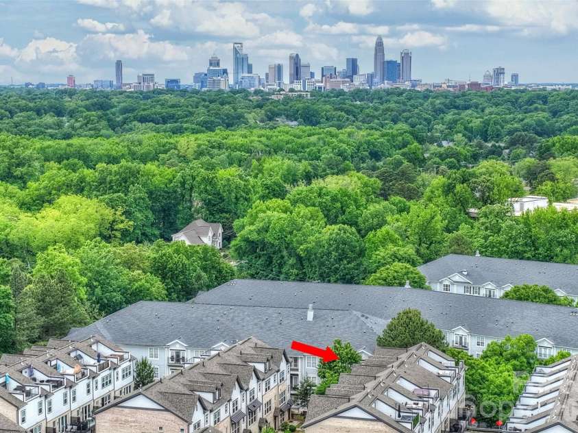 420 Grey Reagan Trail, Charlotte, NC 28211.  MLS# CAR4374301, YatesRealty ID 30591. Skyline view