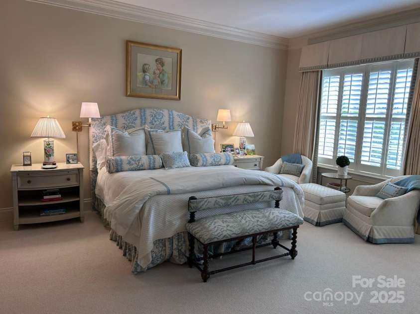 168 Cherokee Road, Charlotte, NC 28207.  MLS# CAR4289738, YatesRealty ID 30592. 