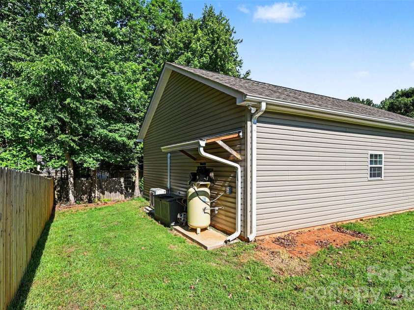 2720 Hill Top Drive, Salisbury, NC 28147.  MLS# CAR4388027, YatesRealty ID 30592. Attached Air Compressor