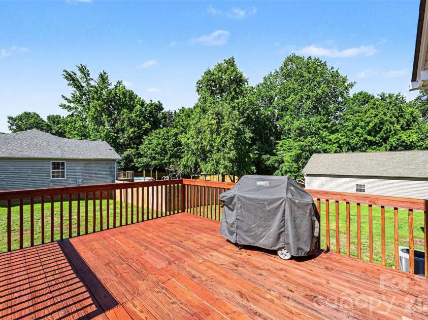 2720 Hill Top Drive, Salisbury, NC 28147.  MLS# CAR4388027, YatesRealty ID 30592. Back Deck