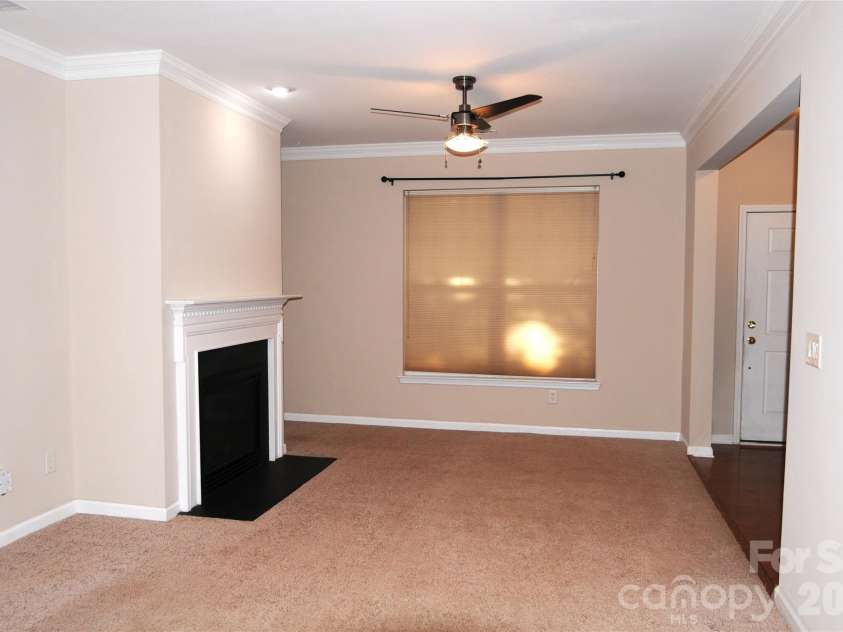 12735 Cross Dale Drive, Huntersville, NC 28078.  MLS# CAR4391727, YatesRealty ID 30593. 