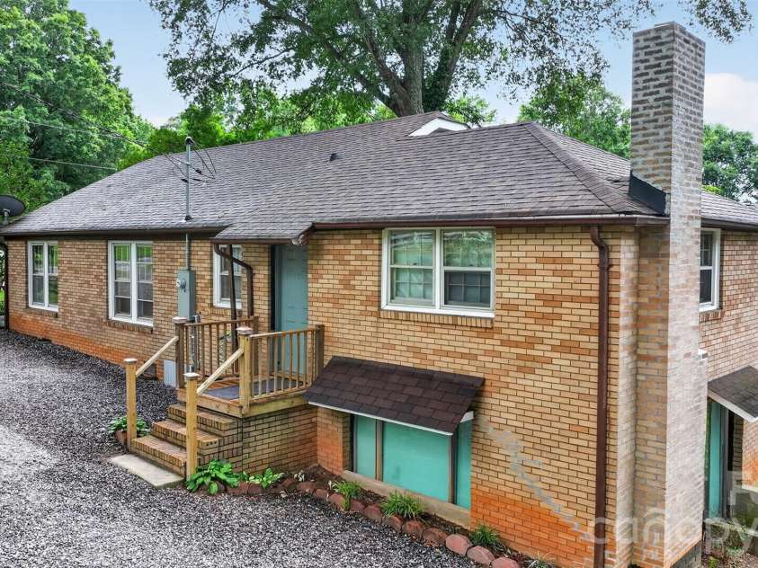 13 Murray Street, Maiden, NC 28650.  MLS# CAR4389050, YatesRealty ID 30594. 